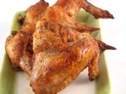 Crispy Baked Chicken Wings with Smoked Paprika
