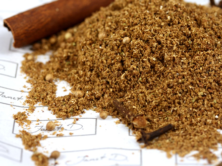 HOMEMADE GARAM MASALA SPICE BLEND – A WARM INDIAN FAVORITE